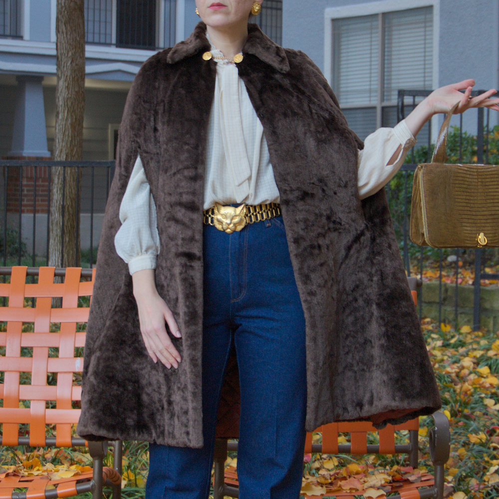 Vintage faux fur brown Cape